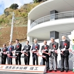 灘黒岩水仙郷のリニューアルを祝って催された竣工式＝南あわじ市灘黒岩