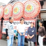 再開を喜ぶ「ただっきゃ再興委員会」の４人＝南あわじ市阿万下町