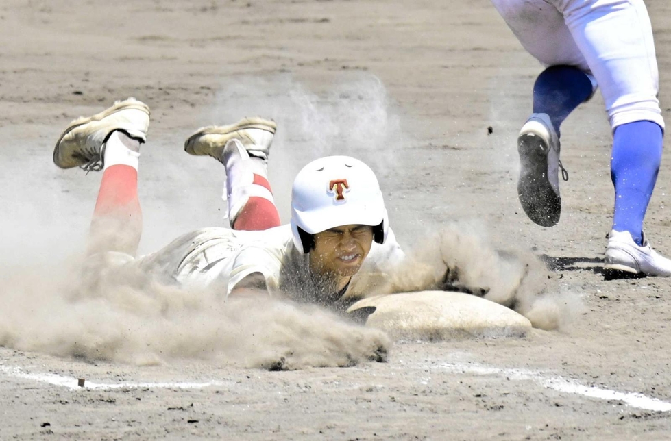 津名が強豪・滝川に善戦も涙 高校野球兵庫大会|淡路|神戸新聞NEXT