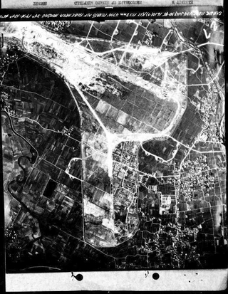 米軍機が撮影した○○飛行場（国立国会図書館デジタルコレクションより）