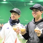 タイガース・近本、村上選手にハイタッチ!　淡路島で自主トレ公開と交流イベント　27、28日