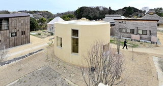 １１の宿泊棟が完成した「はたけのリゾート　燦燦Ｖｉｌｌａ」＝淡路市野島常盤