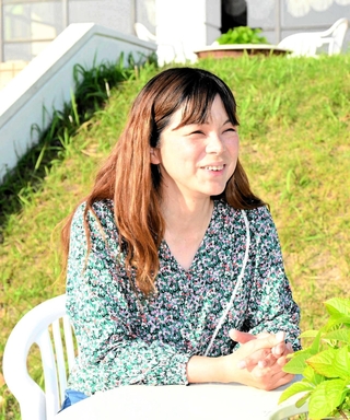 淡路島でのレインボーパレード開催に携わる河上リサさん（淡路市提供）