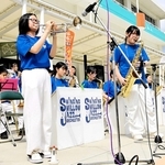 フレッシュな演奏を披露し、会場を沸かせた蒼開中学・高校生＝淡路市佐野