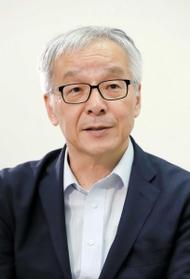 取材に応じる土師守さん＝神戸市中央区（撮影・斎藤雅志）