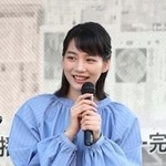 地元での思い出を語るのんさん＝姫路市駅前町（撮影・吉田敦史）