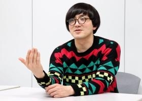 垂水区の心霊スポットについて話す松原タニシさん＝神戸市内