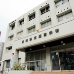 公務執行妨害の疑いで会社員の男を逮捕した兵庫県警東灘署＝神戸市東灘区御影中町２