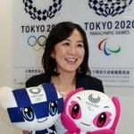 東京五輪・パラリンピック組織委員会広報局の岩元里奈さん＝東京都港区、虎ノ門ヒルズ