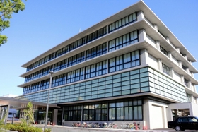 神戸地裁尼崎支部＝尼崎市水堂町３