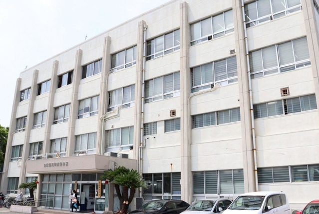 尼崎南警察署＝尼崎市浜田町４