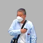 現金の運搬役とみられる男の防犯カメラ画像（兵庫県警提供）