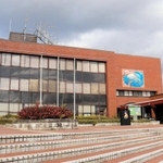 現在は観光施設などとして使われている加東市の旧滝野庁舎。改修工事の入札情報が業者に漏れた疑いがある＝２６日午後、同市下滝野