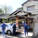 白骨化した遺体が見つかった民家＝４日午前、姫路市内（画像を一部加工しています）