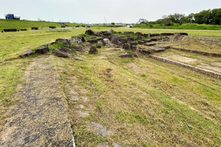 頭から血を流した男性が倒れていた加古川河川敷の公園＝高砂市米田町米田新