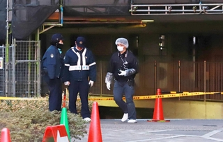 男性が倒れたとみられる現場付近＝２０日午後５時９分、姫路市岩端町