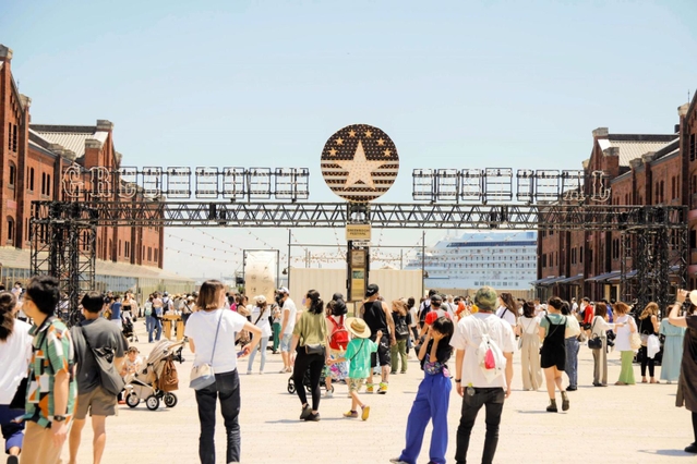 今年５月に横浜で開かれた「ＧＲＥＥＮＲＯＯＭ　ＦＥＳＴＩＶＡＬ」。９月２４、２５日に「ＧＲＥＥＮＲＯＯＭ　Ｂｅａｃｈ」として大阪で初開催される（ＧＲＥＥＮＲＯＯＭ．ＣＯ提供）