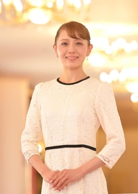 最後となる公演への思いを語る朝月希和＝宝塚大劇場（代表撮影）