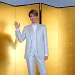 ２０２３年６月公演千秋楽で退団する真風涼帆＝大阪市北区