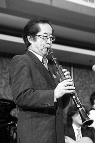 花岡詠二（神戸ジャズストリート実行委員会提供）