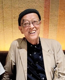 一時退院していたときの大森一樹監督＝芦屋市内（２０２２年７月１５日）