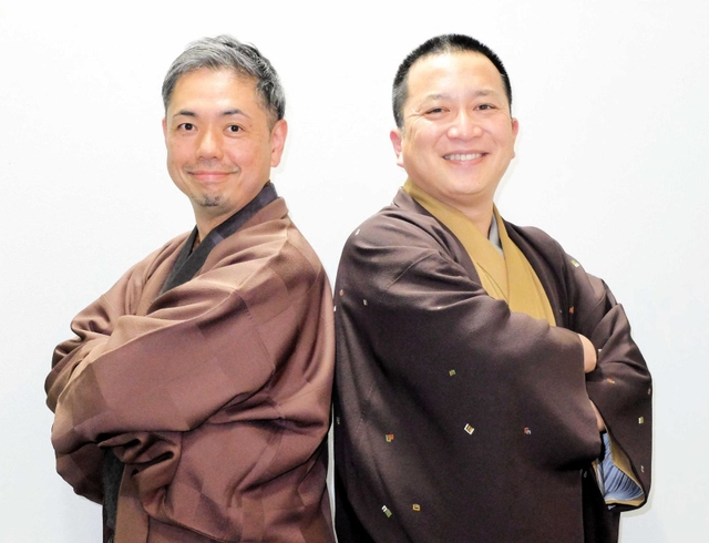 「初めて落語を見る方にもぜひ」と話す桂春蝶（左）と桂吉弥＝大阪市北区