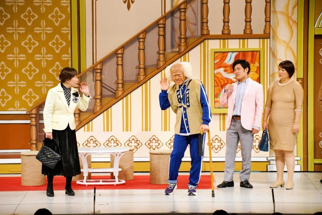 ３月になんばグランド花月で上演された舞台の様子（吉本新喜劇提供）
