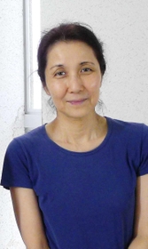 「アンサンブル・ゾネ」主宰の岡登志子さん＝芦屋市内