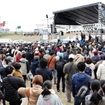 昨年開催された、第１回のＫＡＫＯＧＡＷＡ　ＭＵＳＩＣ　ＦＥＳの会場＝加古川河川敷（実行委員会提供）