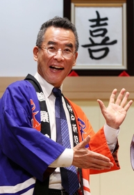 神戸新開地・喜楽館の支配人に就任する朝日放送（ＡＢＣ）のアナウンサー伊藤史隆さん＝神戸市兵庫区新開地２（撮影・大森　武）