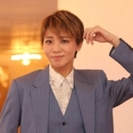 「複雑に絡み合う人間模様を丁寧に演じたい」と語る礼真琴＝宝塚大劇場