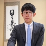 王位戦挑戦者の佐々木大地七段