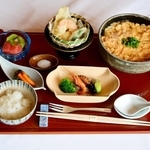 藤井聡太王位が注文した「うどん膳（卵とじ）」＝神戸市北区有馬町、中の坊瑞苑（撮影・斎藤雅志）
