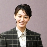 ８月１８日に開幕する「フリューゲルー君がくれた翼-」への意気込みを語る月組トップ、月城かなと＝宝塚大劇場