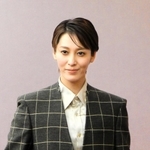 ８月１８日に開幕する「フリューゲルー君がくれた翼-」への意気込みを語る月組トップ、月城かなと＝宝塚大劇場