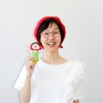 「営業って自由でクリエーティブな仕事。今の活動にも生かされています」と話す坂井洋子さん＝神戸新聞社