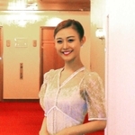 「娘役としての誇りを忘れず歩んでいきたい」と話す春乃さくら＝宝塚大劇場