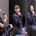 開催中の衣装展について語るＰｅｒｆｕｍｅ（左から）かしゆか、あ～ちゃん、のっち＝２９日午後、神戸市中央区脇浜海岸通１、兵庫県立美術館（撮影・長嶺麻子）