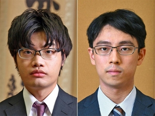 関航太郎天元（左）と一力遼二冠