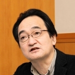 「震災と文学」をテーマに話す土方正志さん＝西宮市、関西学院大学