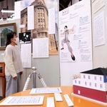 企画展では陳舜臣さんの原点をたどる＝神戸市灘区王子町３、神戸文学館