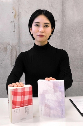 「３０年目の手記」を企画したデザイン・クリエイティブセンター神戸の大泉愛子さん＝神戸市中央区小野浜町１