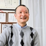 普及を続けてきた実績が評価され、第５１回関西棋院賞の山野賞を受けた堀田陽三・九段＝神戸市垂水区陸ノ町、神戸囲碁倶楽部
