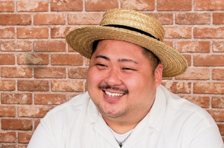 「フェスティバルホールでライブをすることが目標」と語るＢｉｇｆｕｍｉ＝神戸市中央区磯上通４