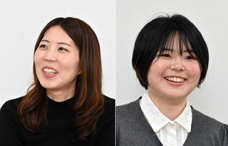 福間香奈女流王位（左）と加藤桃子女流四段