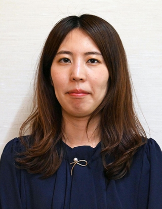福間香奈女流王位
