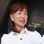 「感覚的には２割の史実を８割の想像で補いながら書いた」と語る玉岡かおるさん