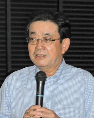 「頭頸部がん」について語る丹生健一教授＝神戸市灘区岩屋北町１、兵庫県予防医学協会健診センター