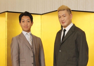 「世代によって感じ方が異なると思う。ぜひ親子で見てほしい」と話す中村獅童（右）と中村壱太郎＝大阪市内