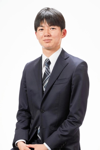 上野裕寿四段（日本将棋連盟提供）